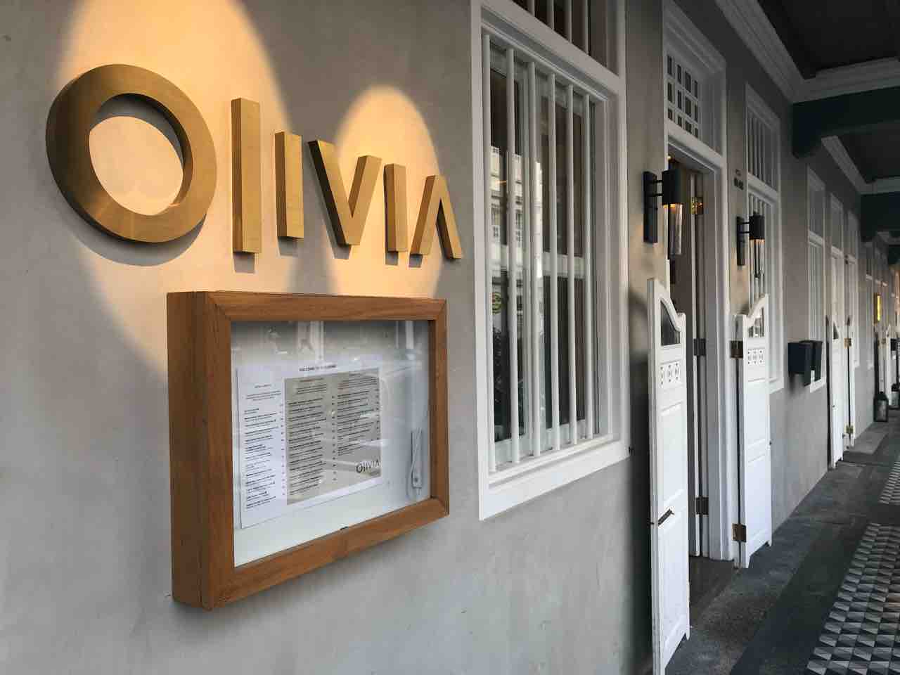 Olivia シンガポールレストラン