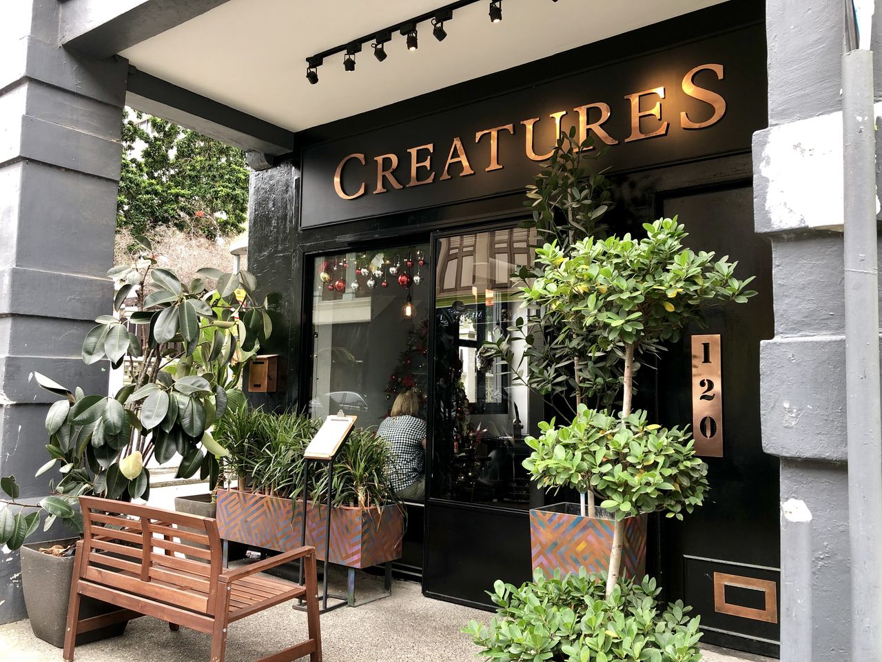 CreatureS シンガポール